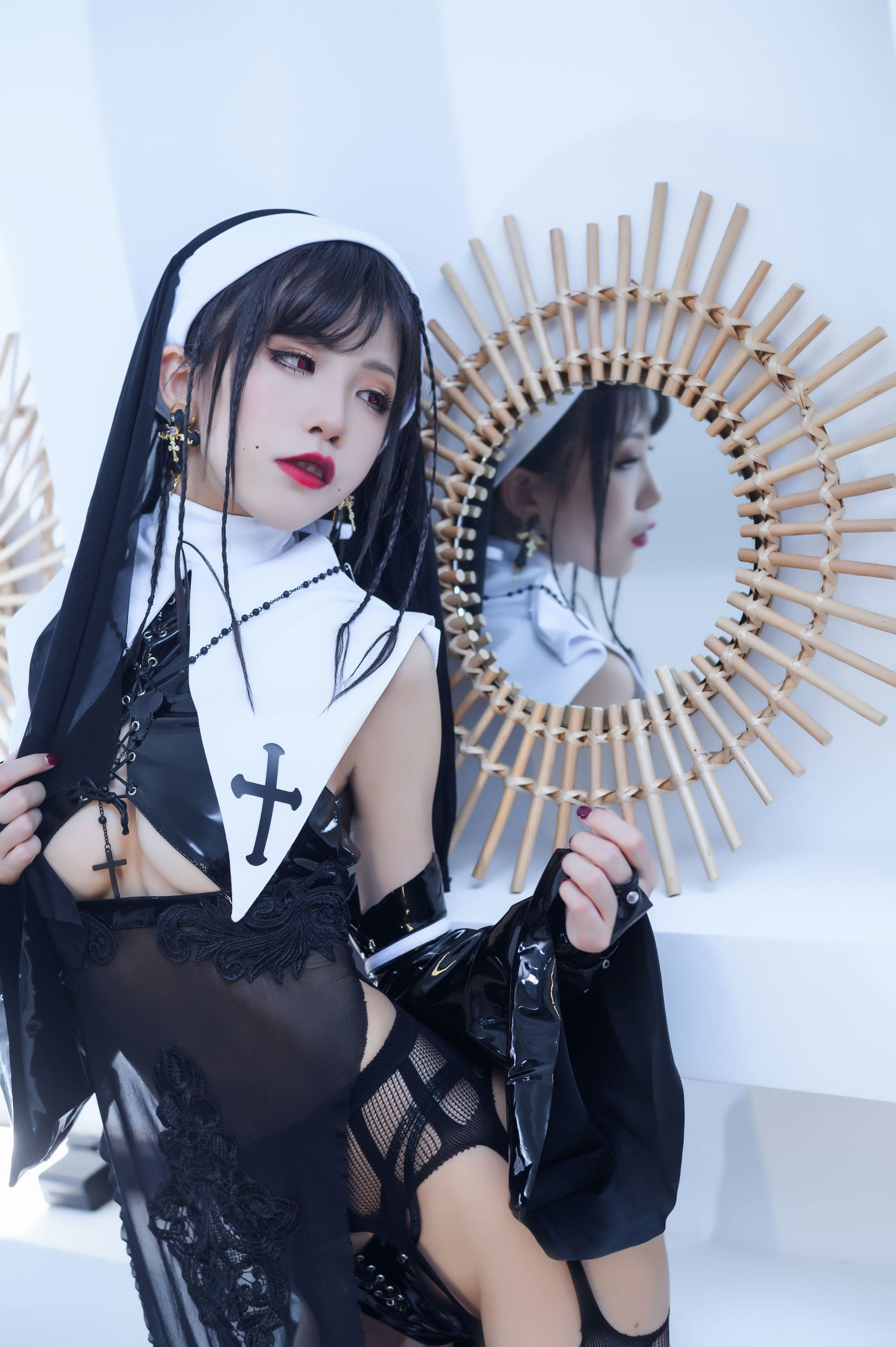 [Cosplay写真]动漫博主水淼aqua修女插图1